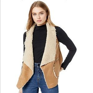 BB Dakota reversible faux suede and sherpa vest